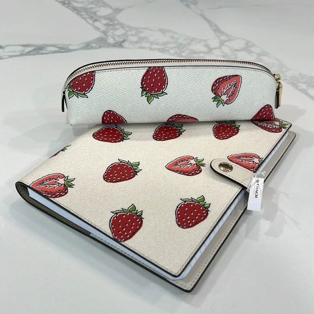 Cute.🍓Coach🍓Notebook &✏️✏️Case. - Picture 3 of 16